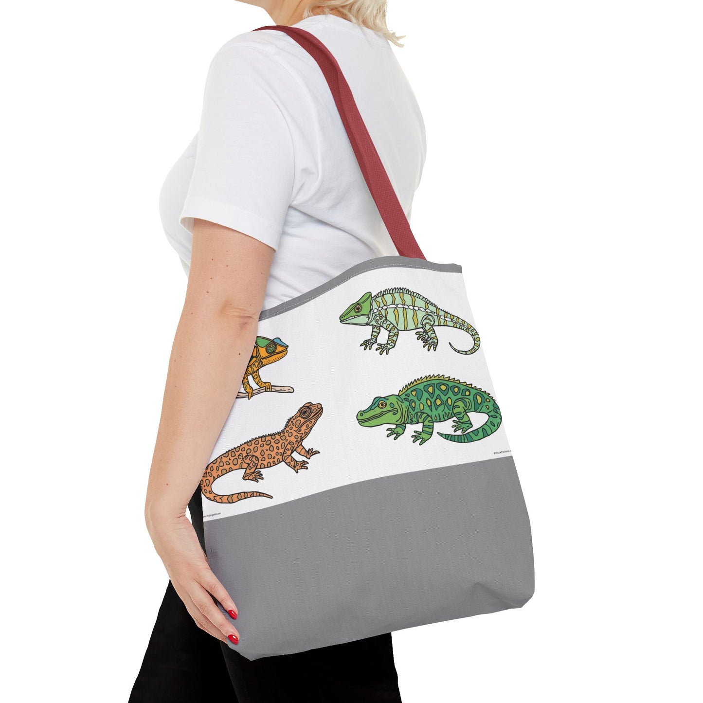 Eco-friendly lizard tote bag with colorful reptile print design